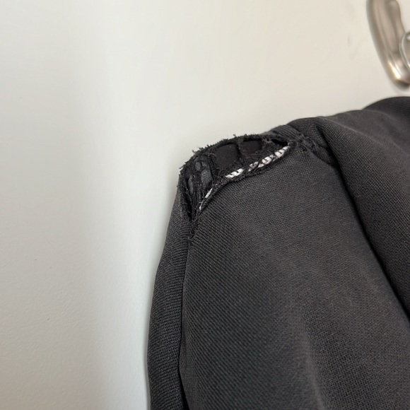 FREE SHIPPING Vintage Suicidal Tendencies Hoodie Sweatshirt Band Merchandise - Picture 11 of 14